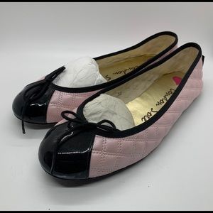 Women’s London Sole loafers. US size 6.